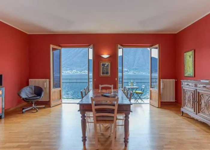 Paolo's - Overlooking The * Colonno