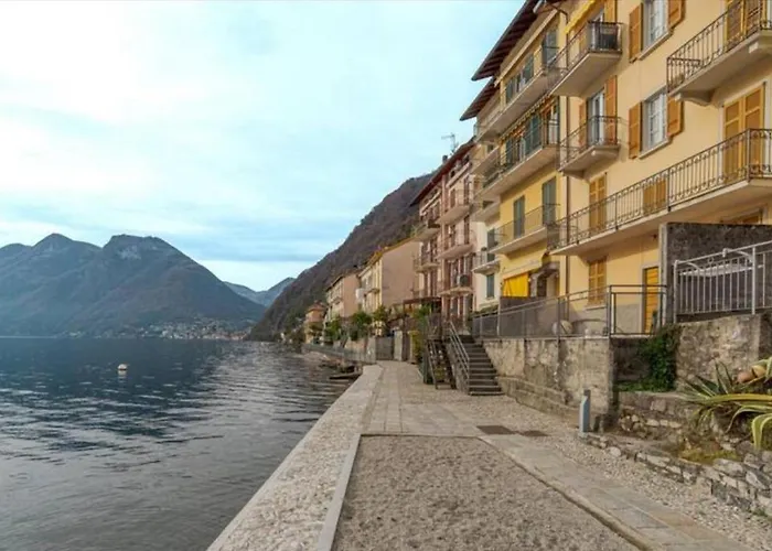 Paolo's - Overlooking The Apartmán Colonno